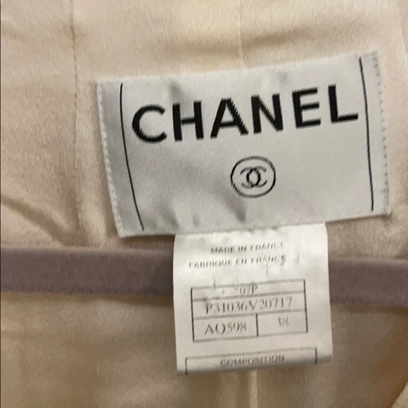 Chanel Blazer - Picture 3 of 4